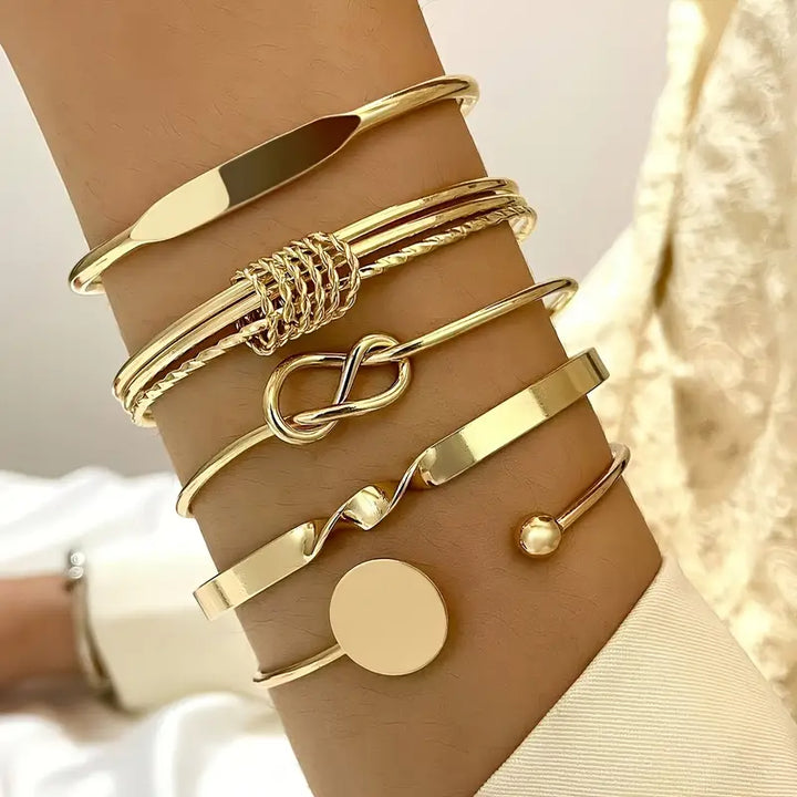 Złoty zestaw bransoletek Knotted Elegance