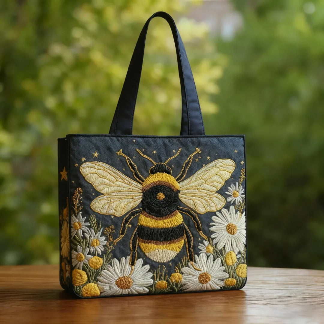 Ręcznie robiona torba z pszczołami, margaretkami i gwiazdami – unikalny i uroczy design