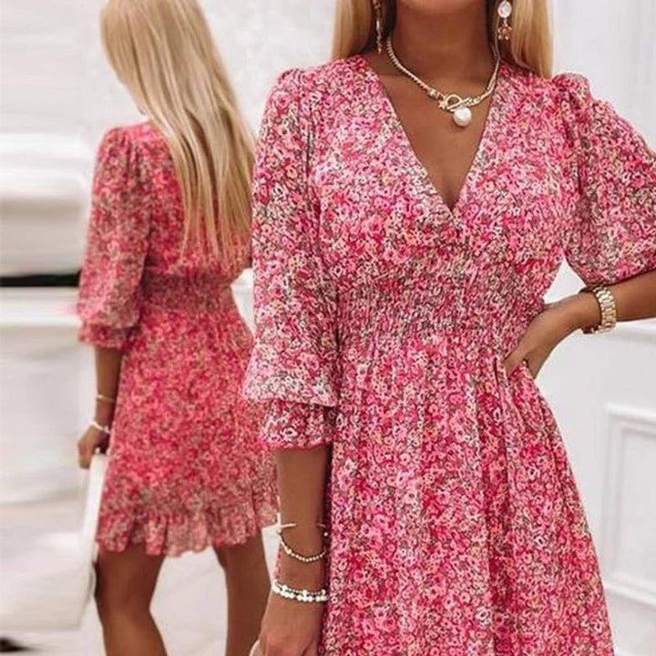 Sunna - Ponadczasowa elegancja w kwiecistej sukience