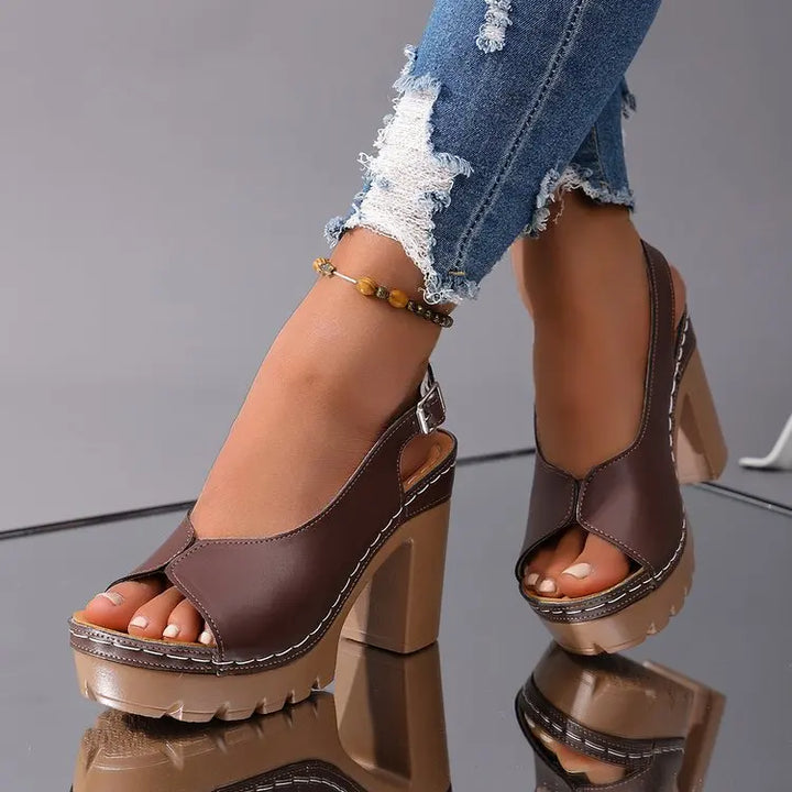 Vivienne Chunky Heels – Stylowe buty na masywnych obcasach na co dzień